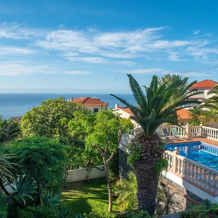 Studio With Shared Pool Enclosed Garden And Wifi At Canico 1 Km Away From The Beach *