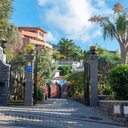 Studio With Shared Pool Enclosed Garden And Wifi At Canico 1 Km Away From The Beach Appartamento *