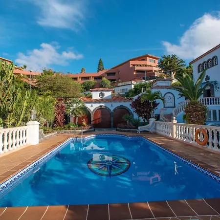 Studio With Shared Pool Enclosed Garden And Wifi At Canico 1 Km Away From The Beach